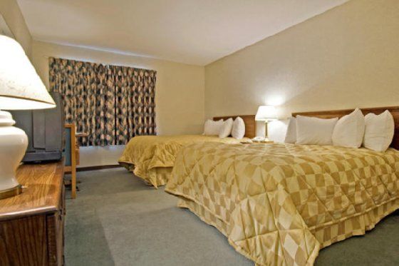 Comfort Inn Swift Current Room photo